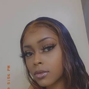 Meet your Posher, Iana